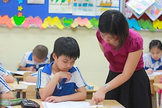 Cấm giáo viên ép phụ huynh đóng góp tự nguyện