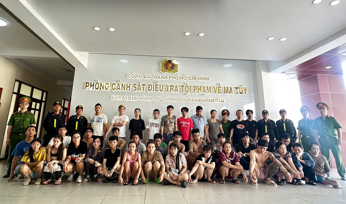 Đối tượng có tiền án đang bị truy nã cầm đầu đường dây ma túy “khủng” liên tỉnh- Ảnh 1.