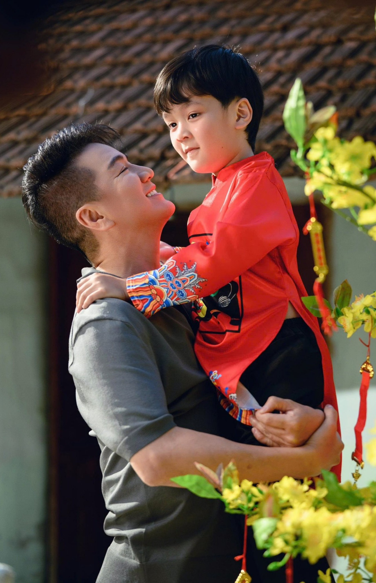 Ca Sĩ Đàm Vĩnh Hưng Tìm Bình Yên Sau Biến Cố, Mở Quán Bán Cà Phê Ở Tuổi 55 Batch 619275158 3514933868683062.Jpg