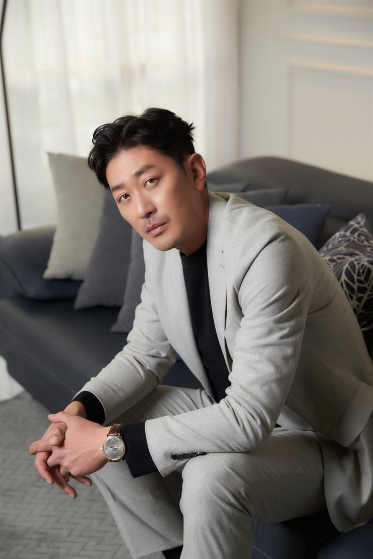 'Ông Hoàng Phòng Vé' Bất Ngờ Báo Cưới, Danh Tính Nửa Kia Gây Ngỡ Ngàng Ong Hoang Phong Ve Ha 6115946394