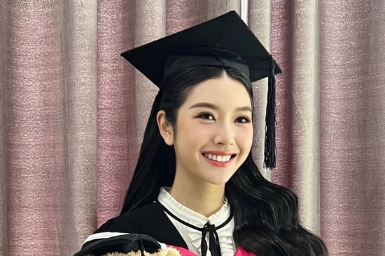Phát hiện nàng Hậu tốt nghiệp đại học ở tuổi 30 đang tiếp tục học lên thạc sĩ