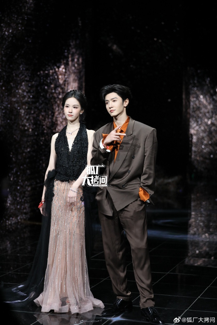 0077ahqlly1i9zqmum0elj323v35s1ky