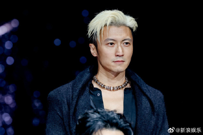 001na93igy1i9zt3nfh3oj618g0tnwvd02