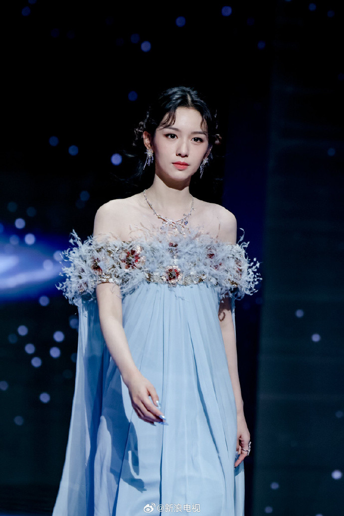 001na9kkgy1i9zqi3ma3aj618g1uo4qp02