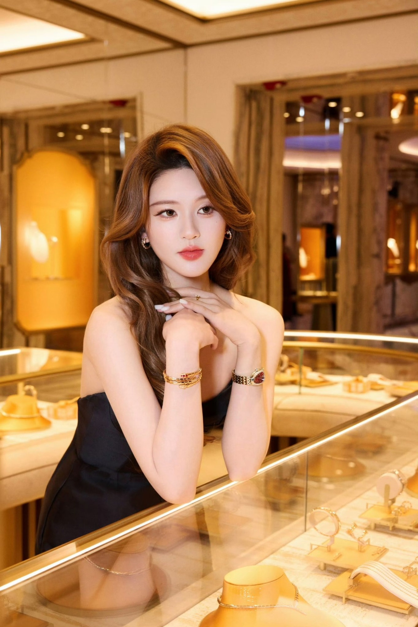 Triệu Lộ Tư trở thành tâm điểm chú ý khi tham dự sự kiện - Ảnh 5