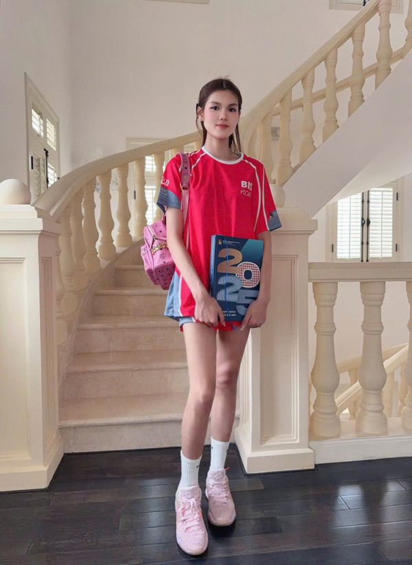 Con gái Hoa hậu Phương Lê 14 có chiều cao 1m7 - Ảnh 6.