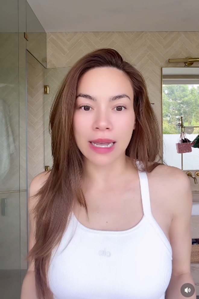 ho ngoc ha day 8 2801.jpg