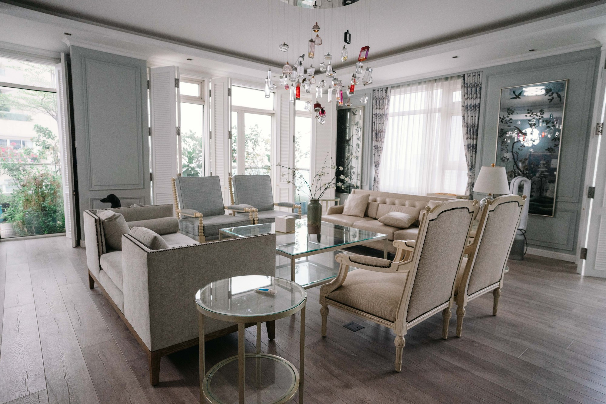 Điểm 'khác thường' trong penhouse lộng lẫy đón Tết sớm của 'nữ hoàng livestream' khiến nhiều người thán phục khi biết lý do- Ảnh 31.