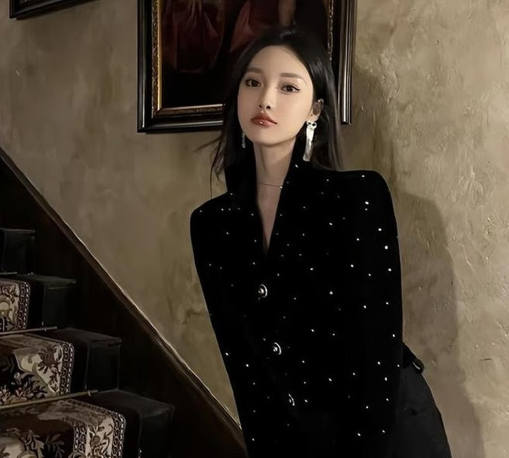 Chen là người có tầm ảnh hưởng trên mạng về thời trang. (Ảnh: 163)