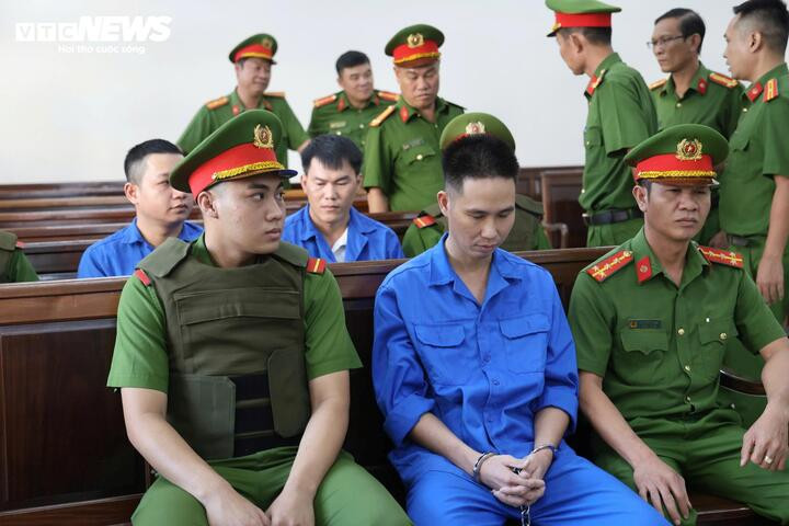 Lê Sỹ Tùng tại phiên tòa xét xử ngày 9/2.