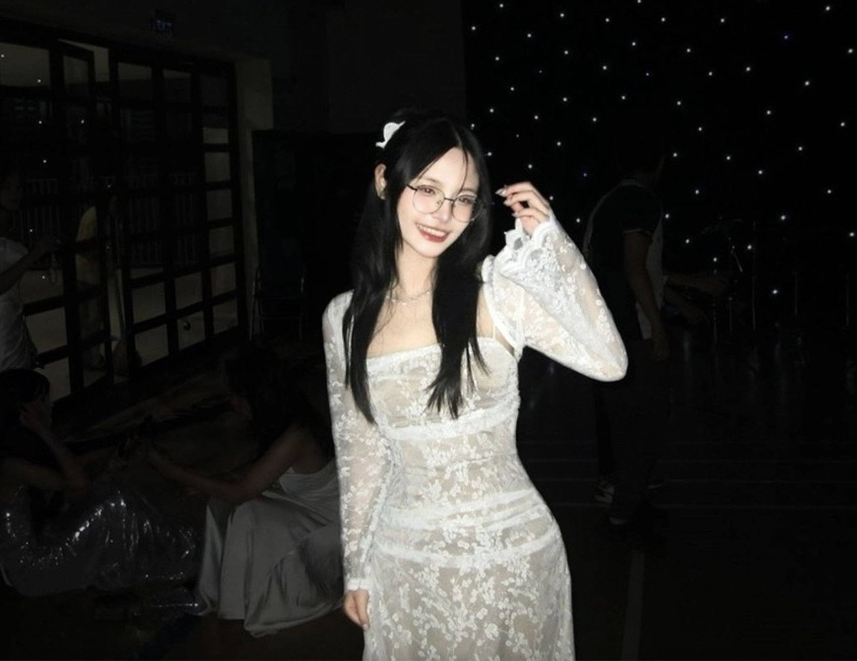 Con gái MC Phan Anh 20 tuổi: Hành trình du học và đam mê nghệ thuật - Ảnh 3.