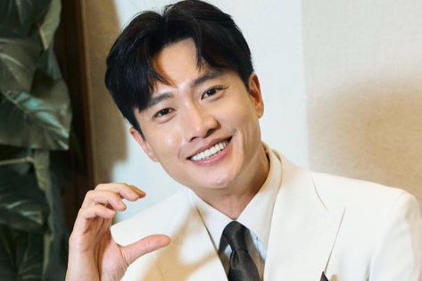 'Quý ông độc thân đắt giá bậc nhất showbiz': Đã chốt ngày đặc biệt với Ngọc Trinh