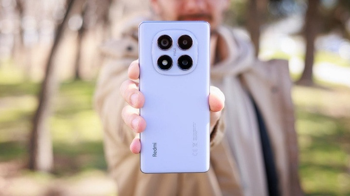 Xiaomi Redmi Note 14 Pro 5G đang được giảm giá. (Ảnh: Phone Arena)