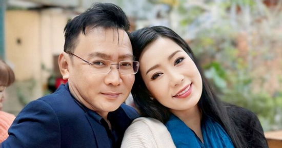 Á hậu đầu tiên của Việt Nam là NSND: Tuổi 55 học Tiến sĩ, được chồng doanh nhân hết lòng ủng hộ