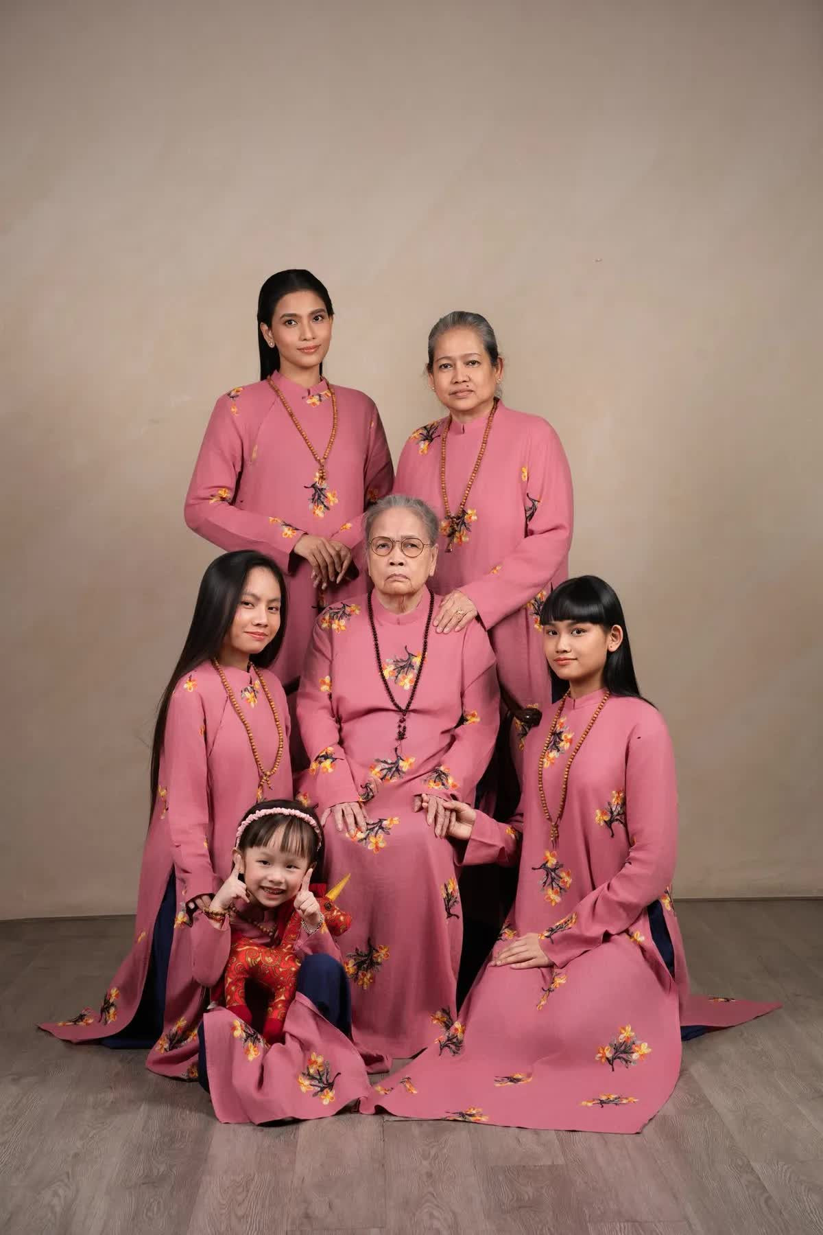 Á hậu Trương Thị May ăn chay trường từ nhỏ, tuổi U40 nhan sắc thăng hạng - Ảnh 8.