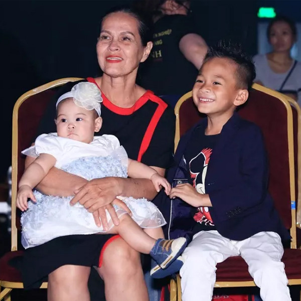 Mẹ ruột ít người biết của 'búp bê' Thanh Thảo: Tri kỷ dõi theo những cuộc tình của con gái - Ảnh 3.