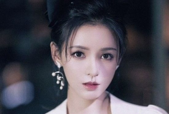 Đúng 12h30 thứ Năm 12/3/2026, 3 con giáp có vận quý nhân rất vượng, tiền tài ngập lối