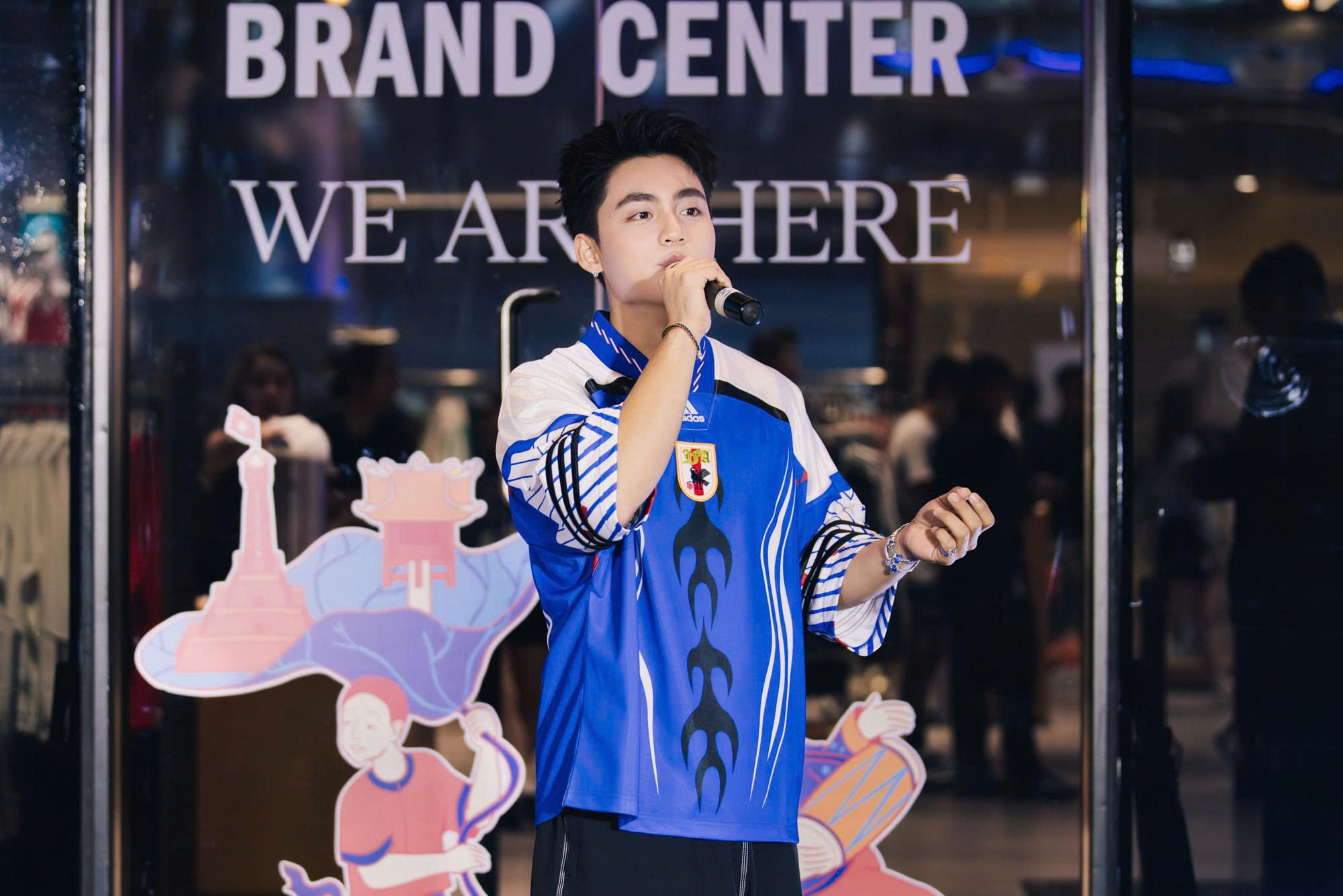 Chỉ cao 1,70m nhưng MONOmặc gì cũng đẹp - Ảnh 2.