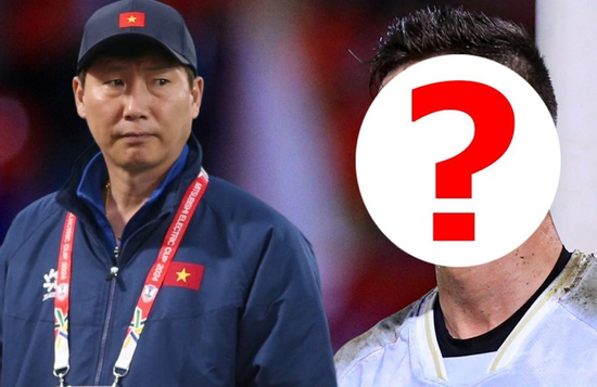 Thủ môn Việt kiều lần đầu được HLV Kim Sang-sik gọi lên tuyển Việt Nam: Cao 1m88, định giá 4,5 tỷ