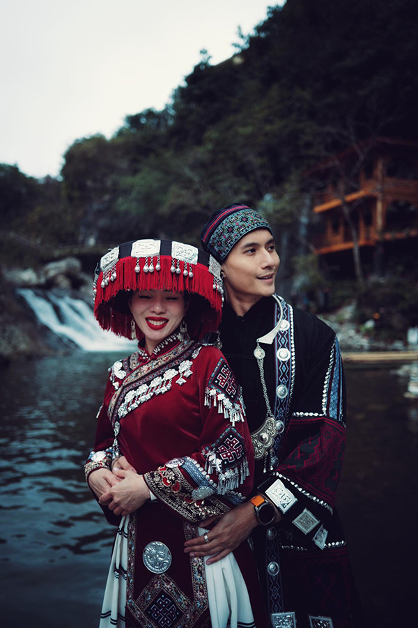 Tình yêu của Lệ Quyên - Lâm Bảo Châu: Thoải mái nắm tay nhau nhẹ nhàng qua ngày tháng - Ảnh 4.