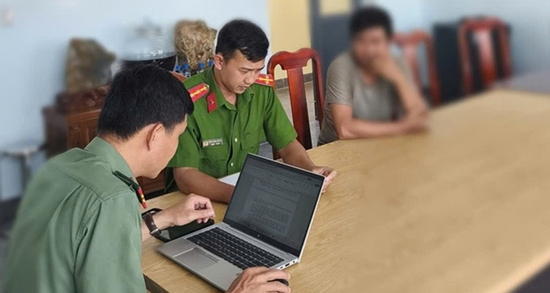 Người đàn ông khai 'có hơi men' khi chia sẻ clip xuyên tạc trên Facebook