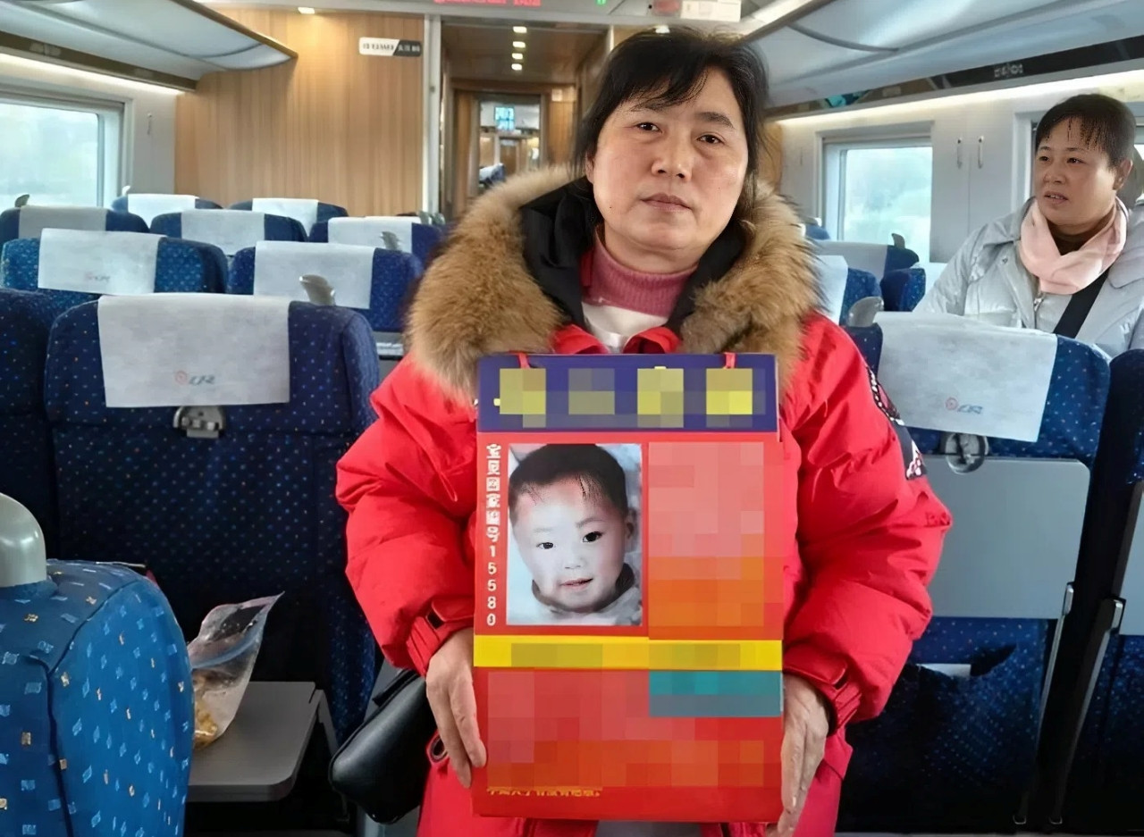 tim con that lac anh1.jpeg