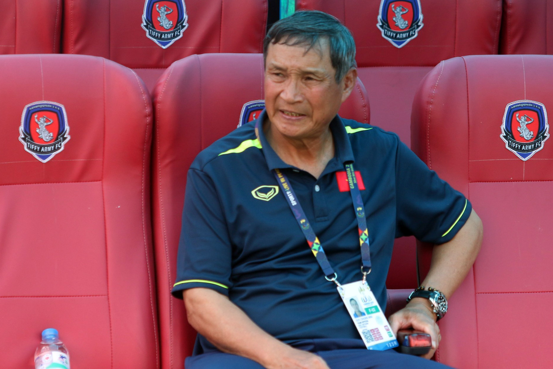 nu viet nam malaysia hlv mai duc chung 10