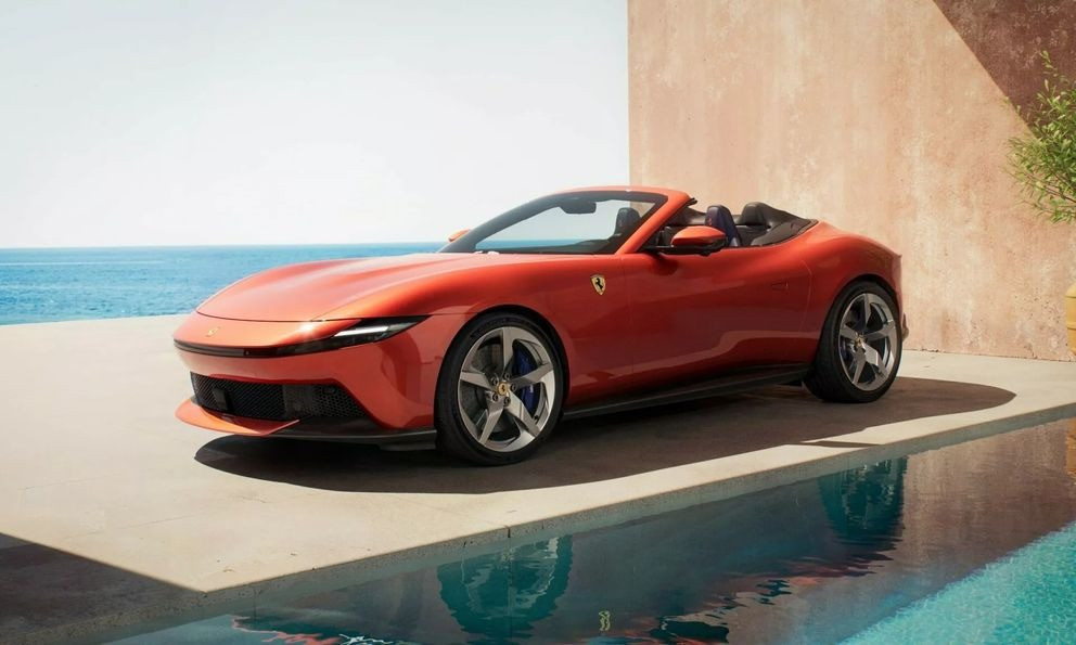 ferrari amalfi spider rosso tram.jpg