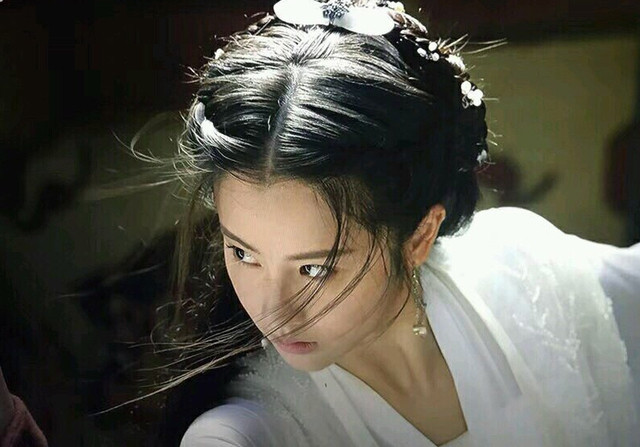 Những mỹ nhân hóa