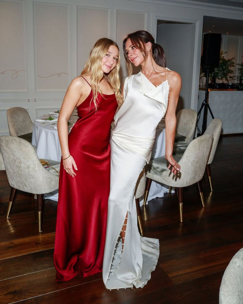 7c1fa21ae083 victoria harper beckham 1771919068735706691433 1771975792489 1771975792863178264014 17734138475382144882745