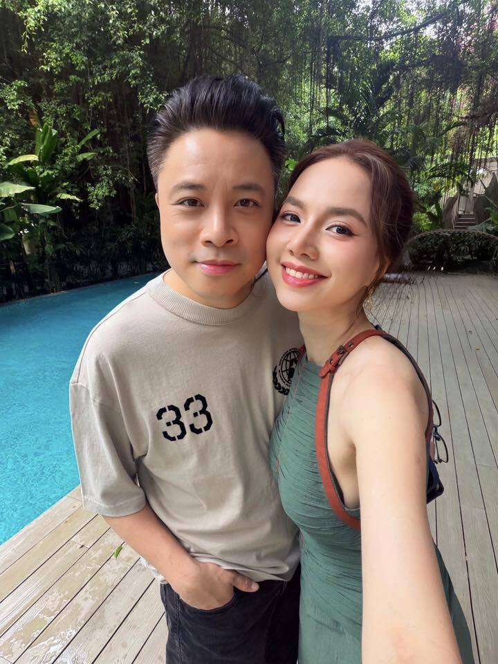 Nhiều năm qua, Đinh Ngọc Diệp trở thành hậu phương vững chắc, giúp chồng sản xuất nhiều bộ phim có doanh thu trăm tỷ.