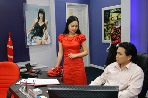 Diễn viên Lan Phương tỏa sáng trong vai Kiều Thơ đầy bí ẩn ở Đồng hồ đếm ngược - Ảnh 10.