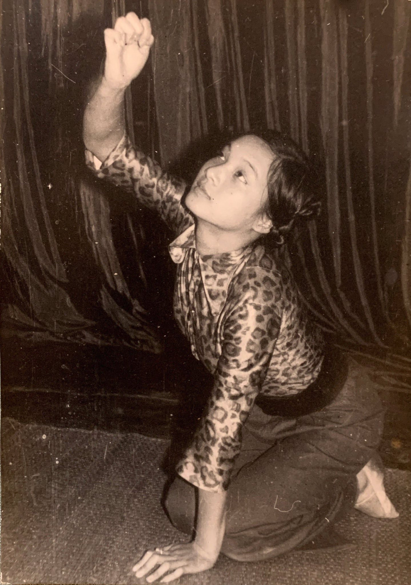 Nữ NSND với hình ảnh hiếm khi còn trẻ, vẻ đẹp làm xao xuyến lòng người- Ảnh 12.