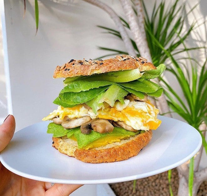 Bữa sáng khác lạ của Hà Tăng: Bí quyết dinh dưỡng cho sắc vóc hoàn hảo 2026 - Ảnh 10.