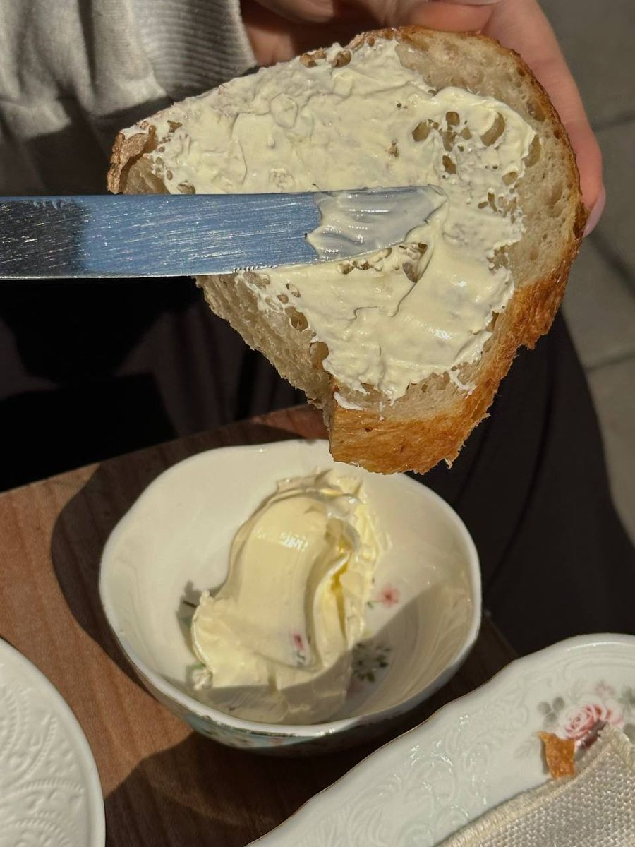 Bữa sáng khác lạ của Hà Tăng: Bí quyết dinh dưỡng cho sắc vóc hoàn hảo 2026 - Ảnh 2.