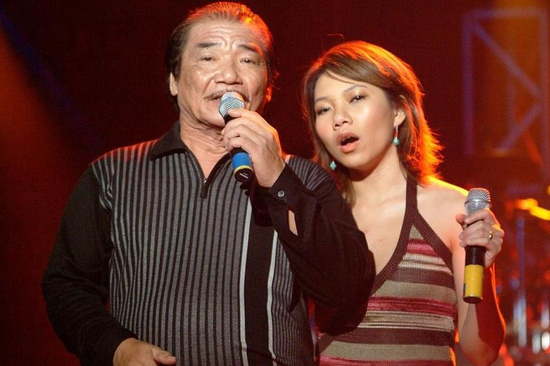 Con gái NSND Trần Hiếu nói thật về mối quan hệ với bố