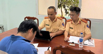 Công an TPHCM xử lý nhiều trường hợp xuyên tạc, bôi nhọ CSGT trên mạng xã hội