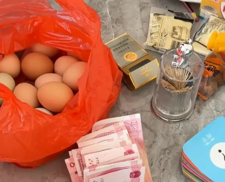 Cụ bà 82 tuổi kết hôn với người đàn ông 47 tuổi, con cháu sốc nặng- Ảnh 2.