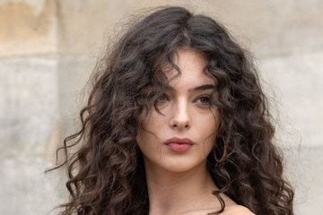 Bản sao hoàn hảo của 'người đàn bà đẹp' bùng nổ visual khiến fan đứng ngồi không yên vì quá đỗi gợi cảm