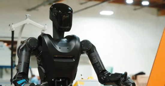 Biến Ukraine thành 'thao trường' tỷ USD: Startup Mỹ tung robot hình người ra tiền tuyến, tham vọng xuất xưởng 50.000 cỗ máy