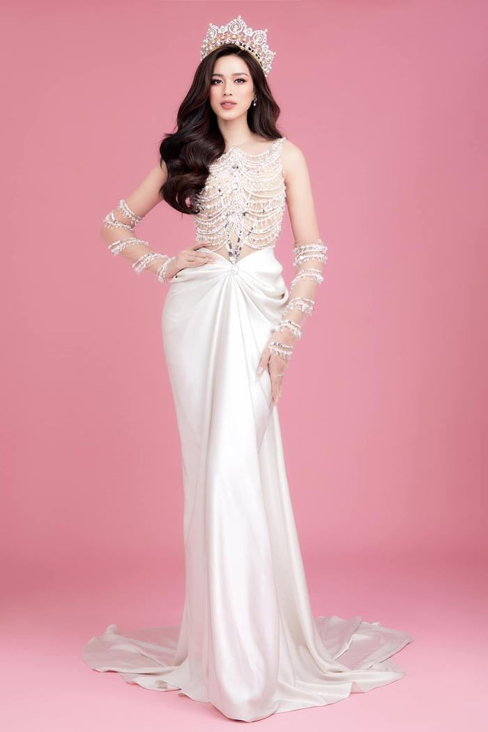 Hoa hậu Đỗ Thị Hà gây sốt với ảnh cưới lãng mạn tại châu Âu Năm 2025 - Ảnh 10.