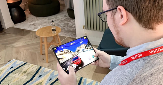 Lý do Samsung ‘rút ống thở’ điện thoại gập ba Galaxy Z TriFold