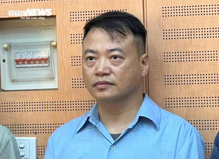 Nguyễn Hòa Bình (tức Shark Bình).