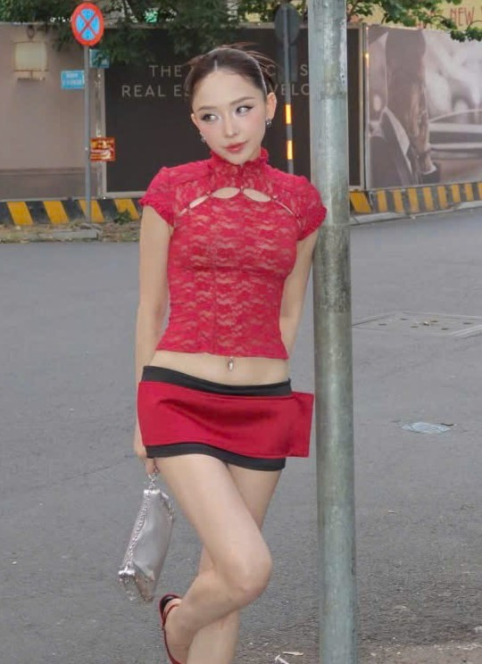 Tóc Tiên ngày càng táo bạo插图5 z7632516746391-1af0ceed618824773d56d1532663887b.jpg