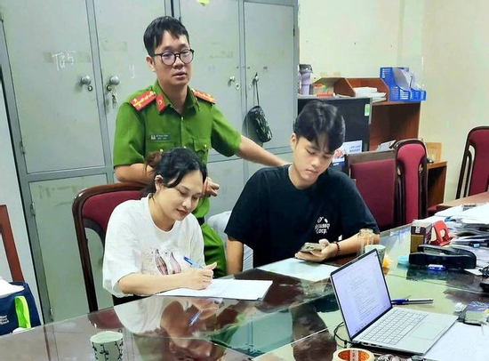 Khối tài sản 'khủng' của Ngô Thị Thêu - vợ Mr Hunter: 45 bất động sản, 143 miếng vàng và dàn xe đồ sộ