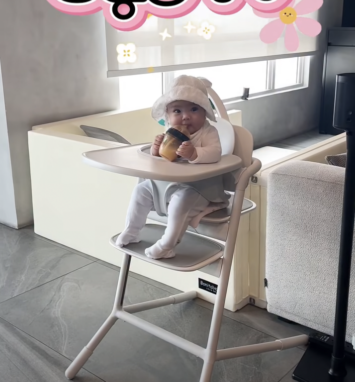 con gai ngo thanh van gay chu y 976eedd1b2064894be4eebf3e5b41f22 596.png