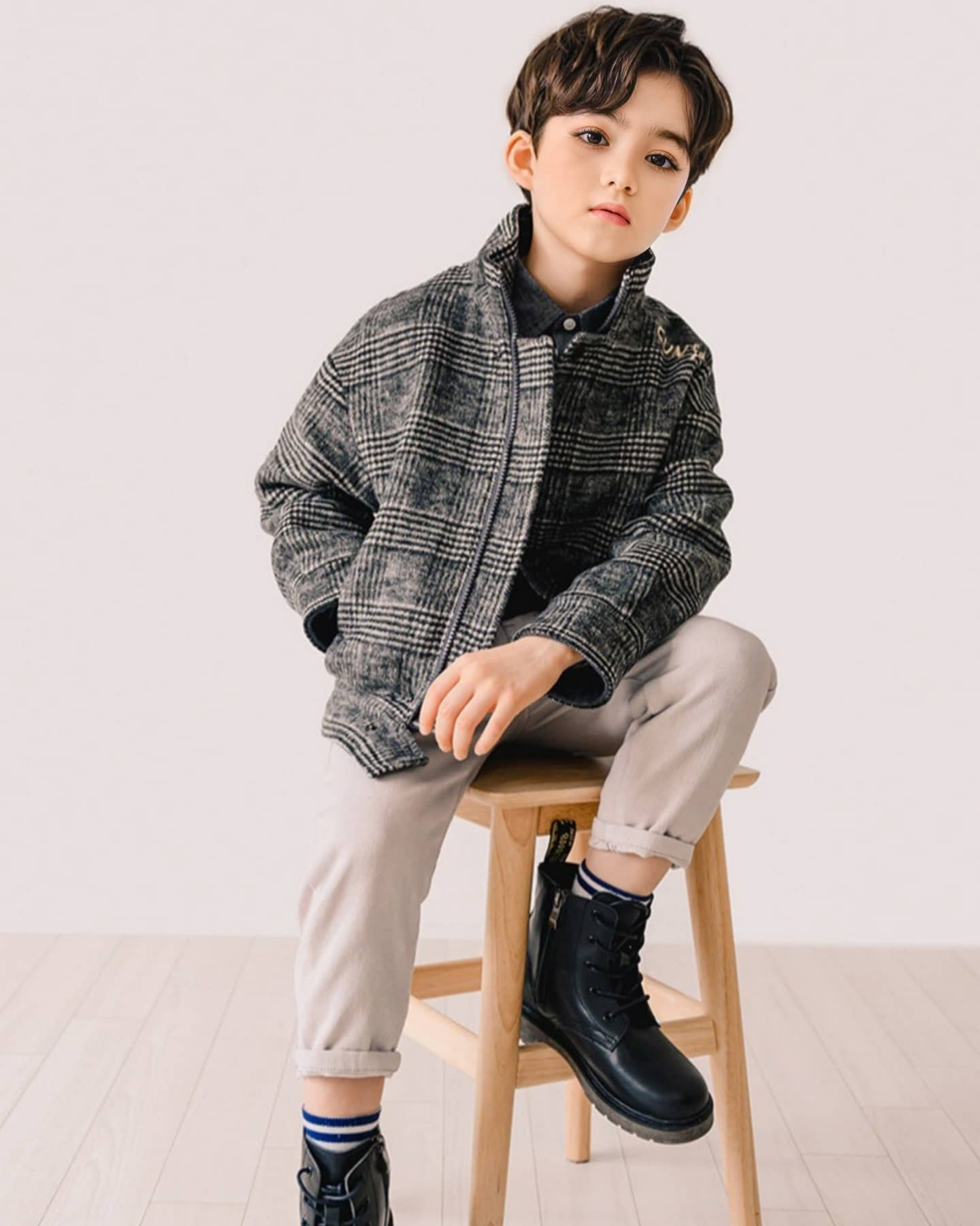 laurencooper08132602792577621863407