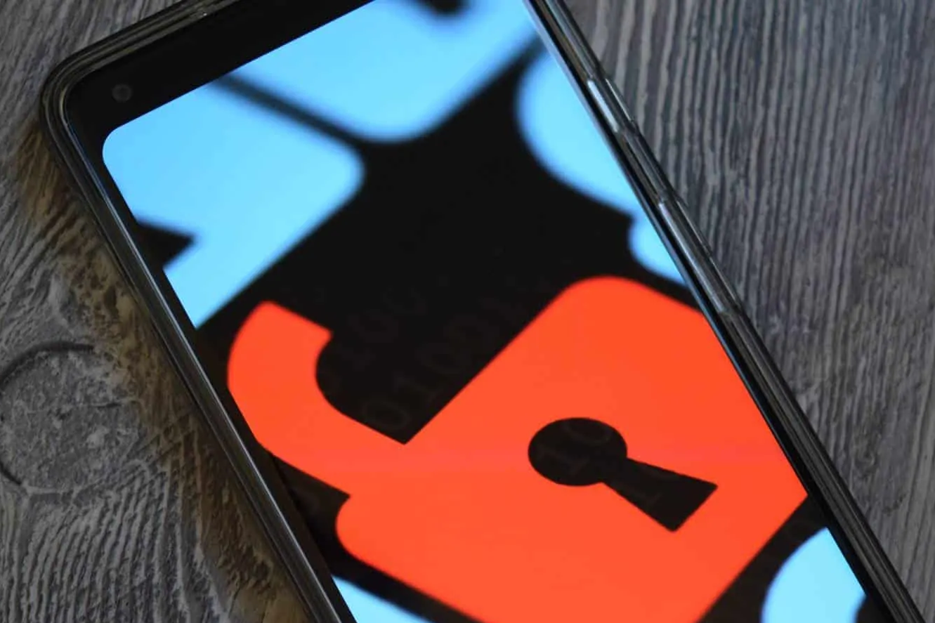 Gần tỷ smartphone dính lỗ hổng nghiêm trọng, mã PIN mất tác dụng trong tích tắc