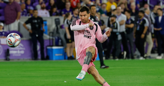 Messi ghi bàn thứ 900 với pha 'xé gió' đẳng cấp: Kỷ lục 'vô tiền khoáng hậu'