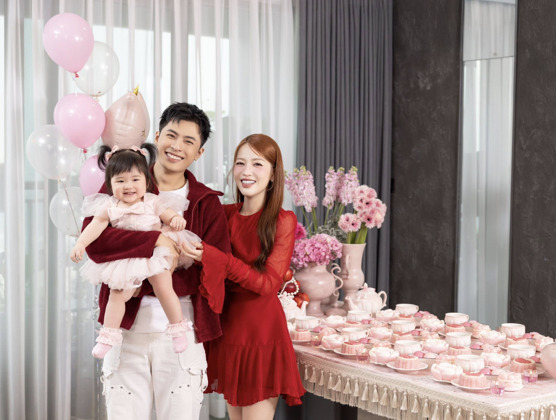 Puka và Gin Tuấn Kiệt công khai cận diện mạo ái nữ, vẻ ngoài quá đáng yêu - Ảnh 4.